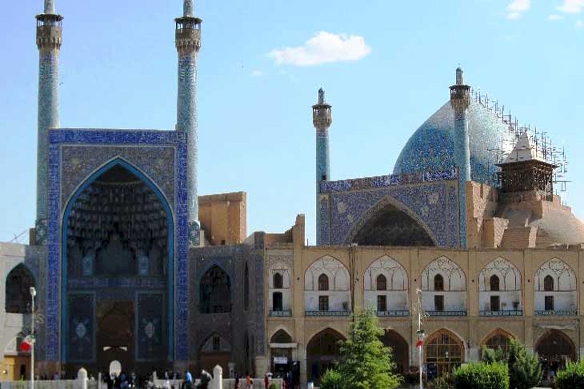 تشکیل کمیته ویژه برای نظارت بر مرمت گنبد مسجد جامع عباسی