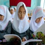 سهم ۳.۹ درصدی سازمان های خارجی از تامین هزینه تحصیل دانش اموزان افغانستانی ساکن ایران